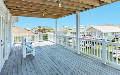 Discovery Bayhouse 6