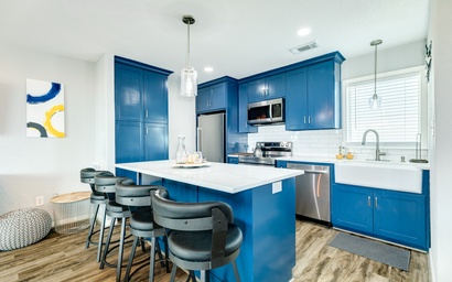 Lemon Pepper Pointe 8