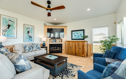 Beachfront Seaclusion 8