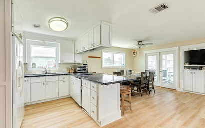 Discovery Bayhouse 9