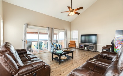 Sandy Beach Retreat 4