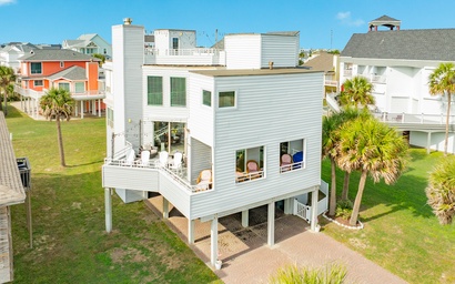 Featured Property Class Act