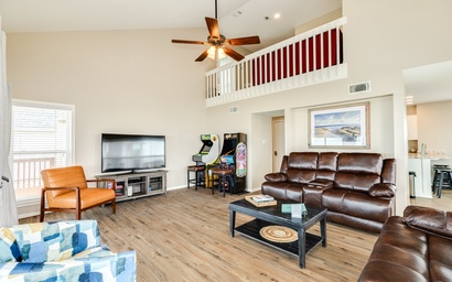 Sandy Beach Retreat 8