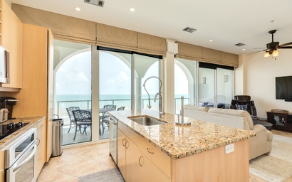 Diamond Beach 715 10