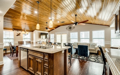 Latitude Adjustment 8