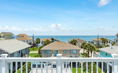 Discovery Bayhouse 10