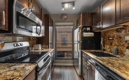 Retreat Condo #5 6