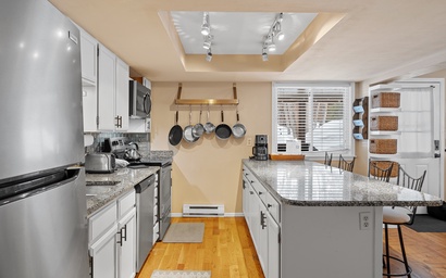 Creekside Condos #A7 8