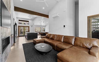 Ina's Way Townhomes, Unit B 7