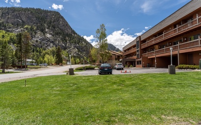 Cedar Lodge #212 3