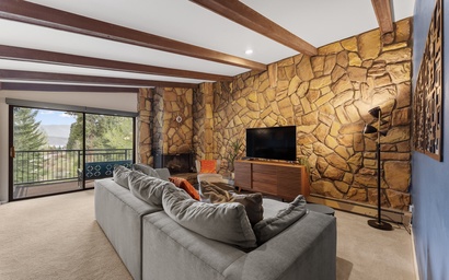 Lake Cliffe #307, Building A 6