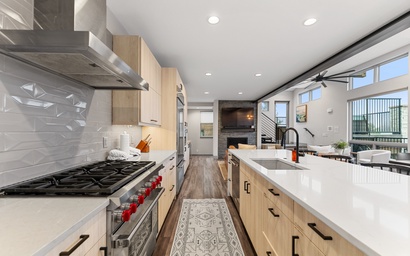 164 Caravelle Drive 9