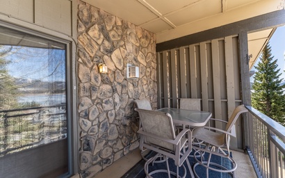 Lake Cliffe #303, Building E 7