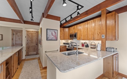 Tennis Townhome #1336 : 2 7