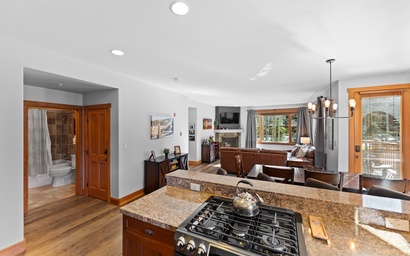 Red Hawk Townhome #2327 9