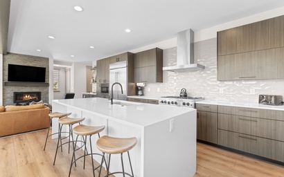 158 Caravelle Drive 8