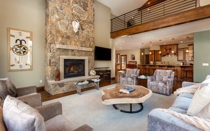555 Independence Road 5