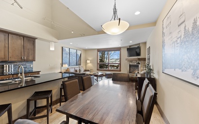 Watertower Place Condos Unit 202, Building B 7