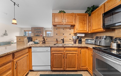 Buffalo Ridge Village #203, Building AA 7