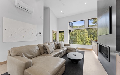 Ina's Way Townhomes, Unit D 6