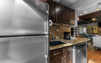 Retreat Condo #5 7