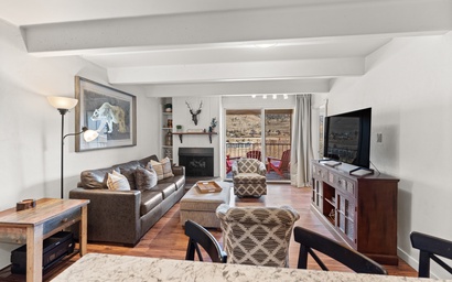 The Lodge at Lake Dillon #111 6