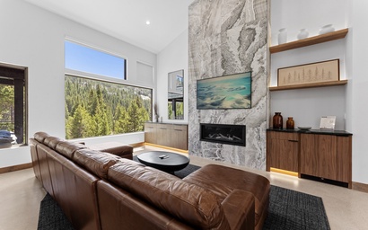 Ina's Way Townhomes, Unit B