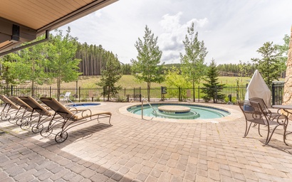 Crystal Peak Lodge #7000 3