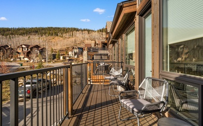 164 Caravelle Drive 8