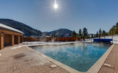 Tennis Townhome #1327 : 2, 225 3