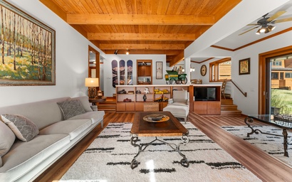 Tennis Townhome #1327 : 2, 225 7
