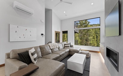 Ina's Way Townhomes, Unit C 6