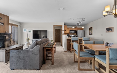 Buffalo Ridge Village #203, Building AA 6