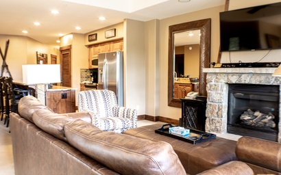 Crystal Peak Lodge #7000 6