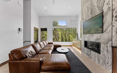 Ina's Way Townhomes, Unit B 5