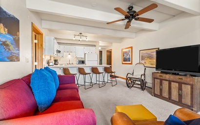 The Lodge at Lake Dillon #308 8