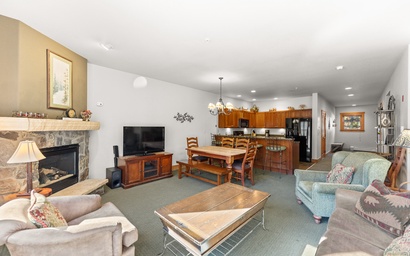 Red Hawk Townhome #2340 4