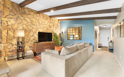 Lake Cliffe #307, Building A 7