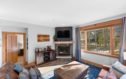 Red Hawk Townhome #2327 5