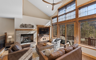 223 Caravelle Drive: 3 6