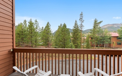 Lagoon Townhome #735E 4