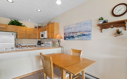 East Bay Condos #111 9