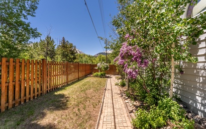 1101 Mesa Drive 4
