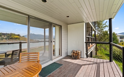 East Bay Condos #111 3