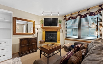 River Mountain Lodge #113W 6