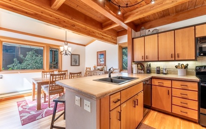 Tennis Townhomes #1340 8