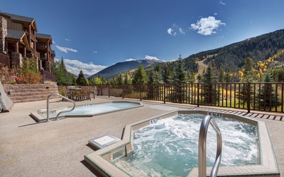 Hidden River Lodge #5940 : 2, 190 4