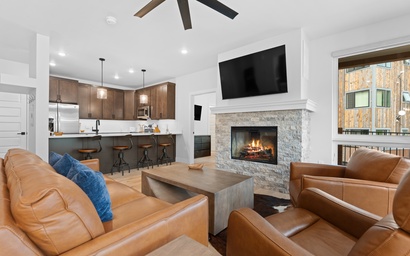 Brightwood #201, Building 2