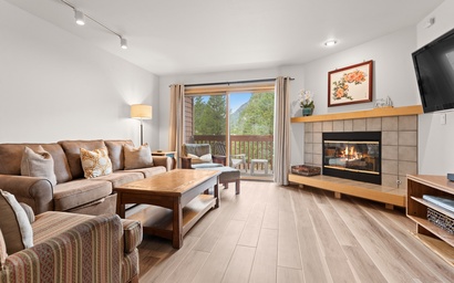 Lagoon Townhome #735E 2