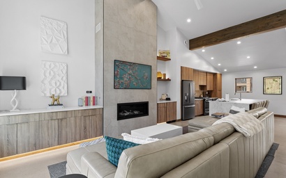 Ina's Way Townhomes, Unit C